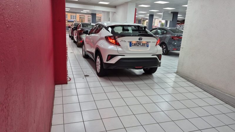 TOYOTA C-HR SUV 122h HYBRIDE DYNAMIC BUSINESS/1 ERE MAIN