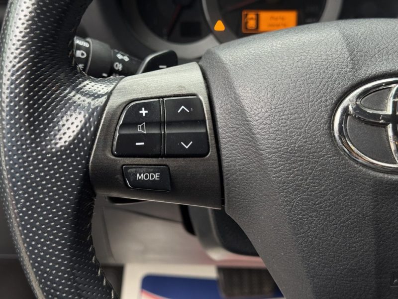 TOYOTA RAV4 170 D-CAT BA Lounge - Entretien Complet