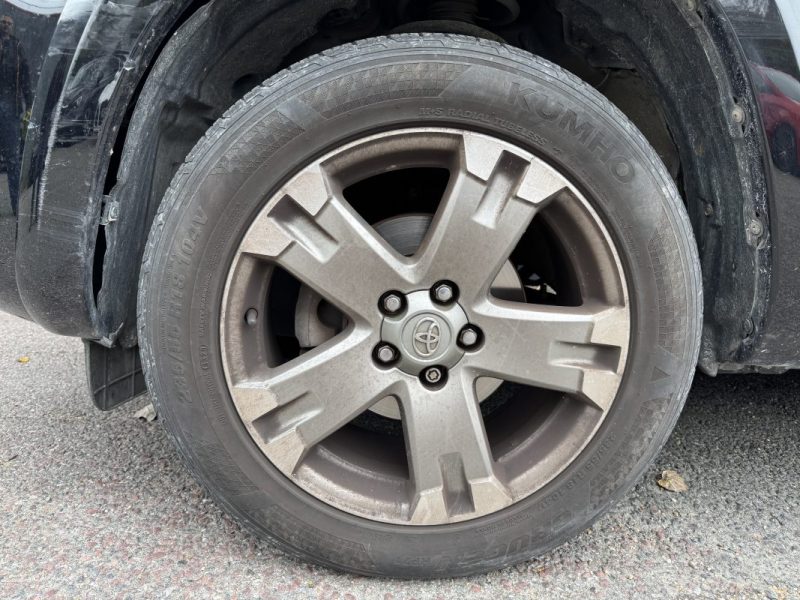 TOYOTA RAV4 170 D-CAT BA Lounge - Entretien Complet