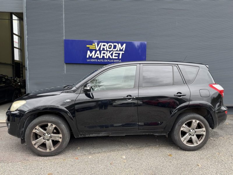 TOYOTA RAV4 170 D-CAT BA Lounge - Entretien Complet