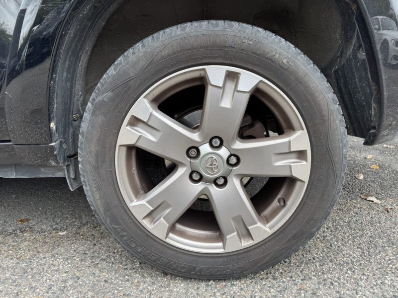 TOYOTA RAV4 170 D-CAT BA Lounge - Entretien Complet