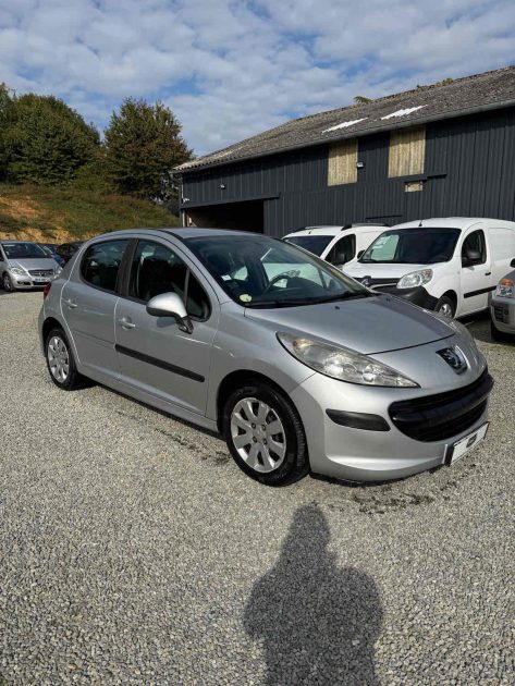 PEUGEOT 207 1.4 VTI 95  TRENDY 2007