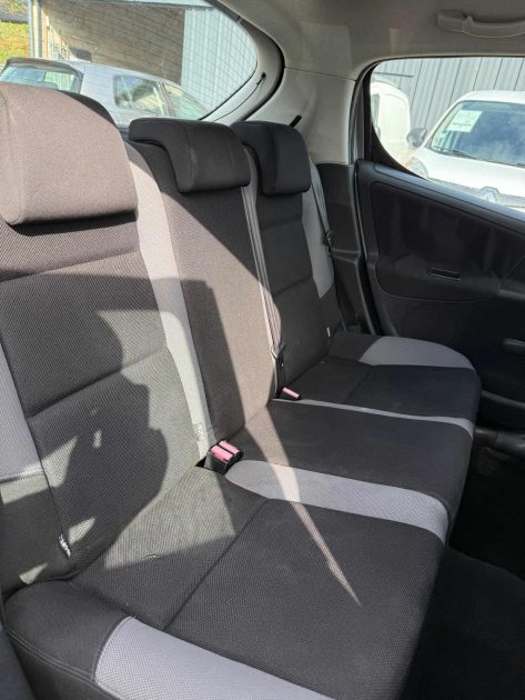 PEUGEOT 207 1.4 VTI 95  TRENDY 2007