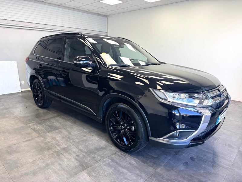 MITSUBISHI OUTLANDER 2.2 DI-D 150ch BLACK EDITION Navi 4WD  2018