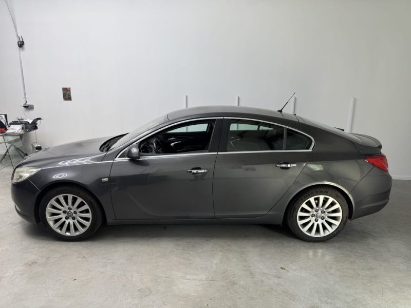 OPEL INSIGNIA 2.0L CDTI FAP COSMO 130 CH 2010