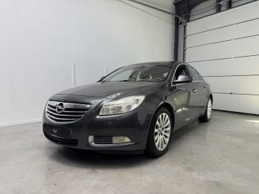 OPEL INSIGNIA 2.0L CDTI FAP COSMO 130 CH 2010