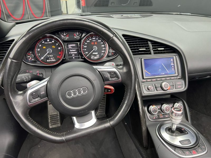 QUATTRO R8 5.2 FSI - 40V V10 QUATTRO 2010