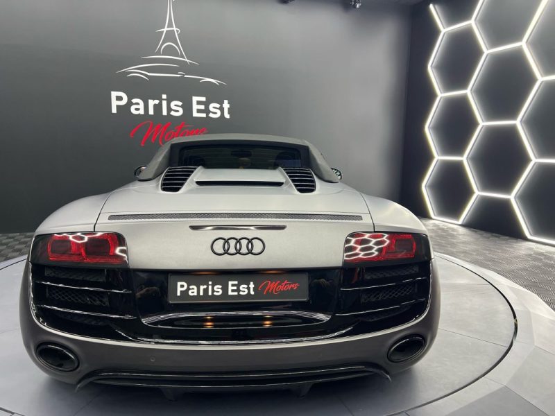 QUATTRO R8 5.2 FSI - 40V V10 QUATTRO 2010