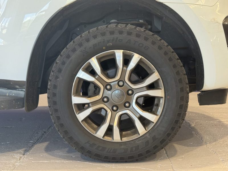 Ford Ranger Wildtrack 4x4 3.2l 200ch - Face avant style Raptor