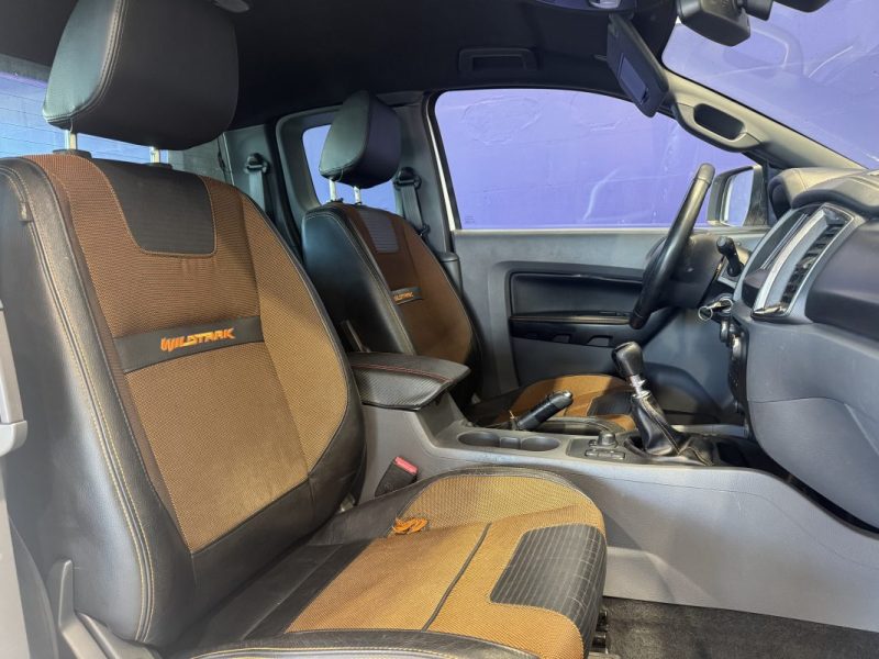 Ford Ranger Wildtrack 4x4 3.2l 200ch - Face avant style Raptor