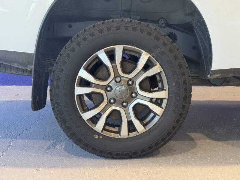 Ford Ranger Wildtrack 4x4 3.2l 200ch - Face avant style Raptor