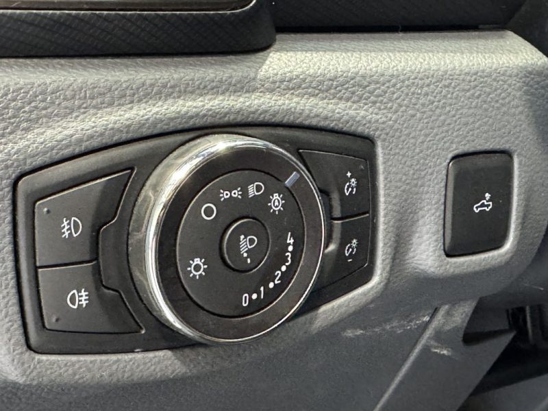 Ford Ranger Wildtrack 4x4 3.2l 200ch - Face avant style Raptor