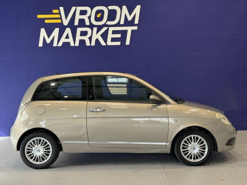 LANCIA LANCIA Y   2008