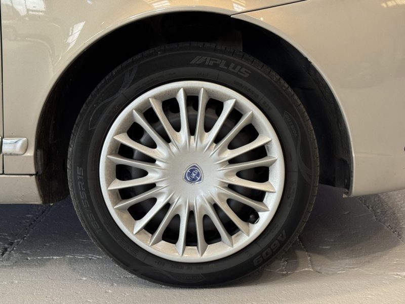 LANCIA LANCIA Y   2008