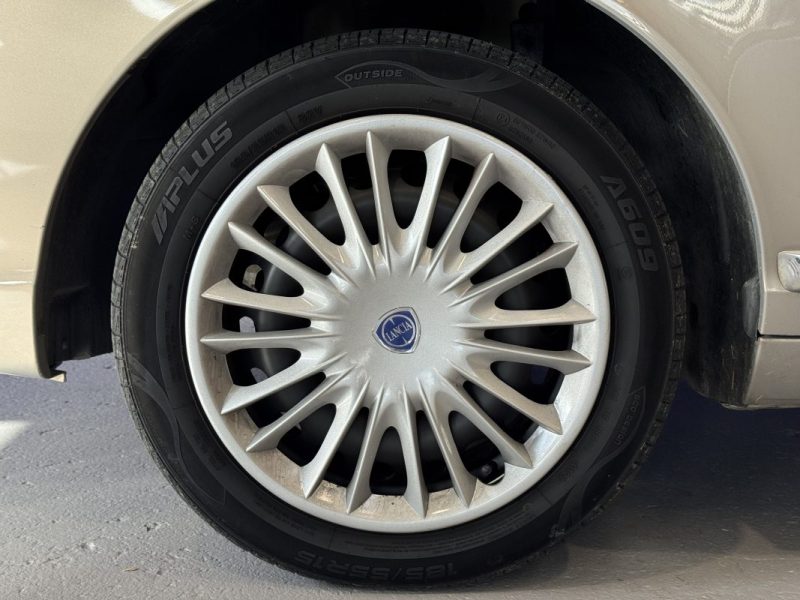 LANCIA LANCIA Y   2008