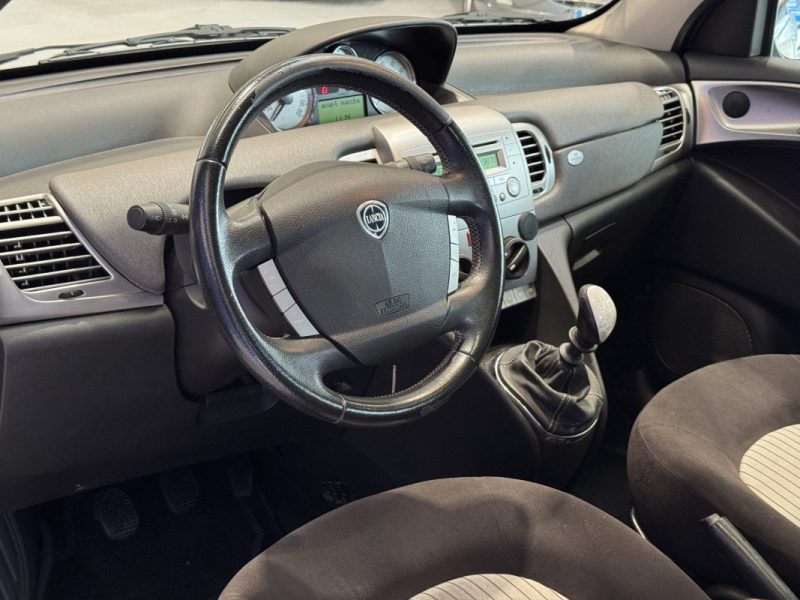 LANCIA LANCIA Y   2008