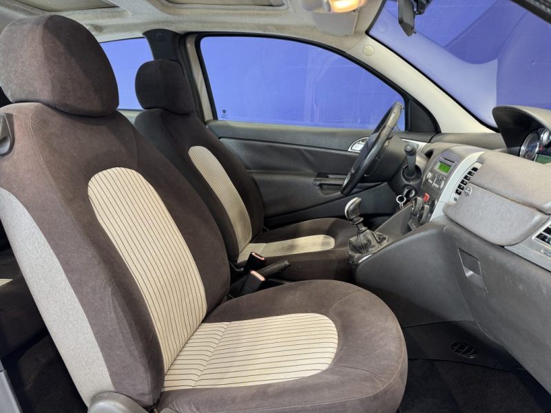 LANCIA LANCIA Y   2008