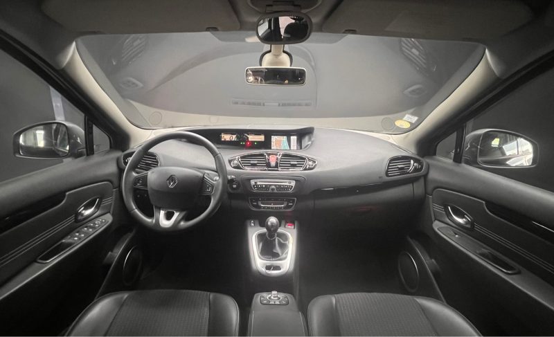 RENAULT MEGANE SCENIC 1.5 dCi FAP eco2 110cv 2011