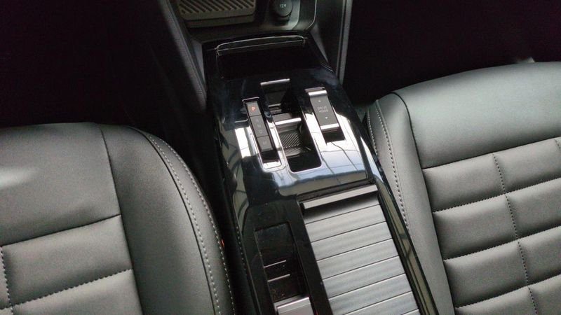 Citroën C4 nouvelle Hybride 145 e-dcs6 max