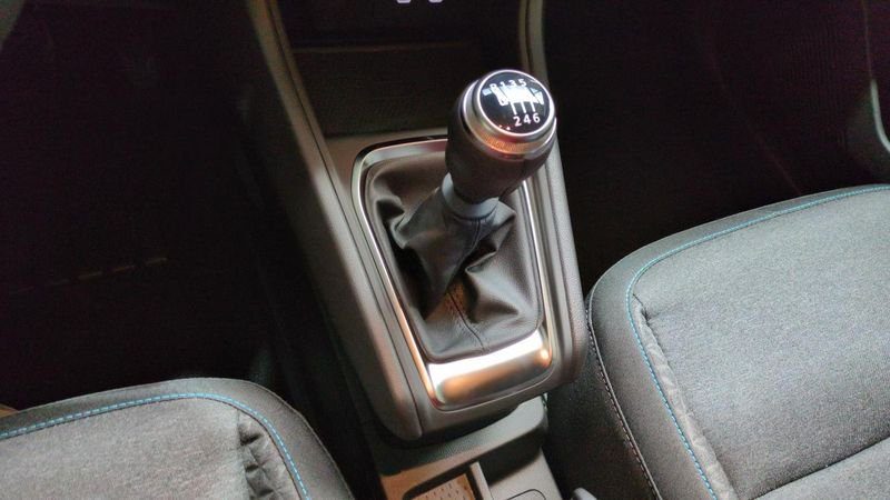 Renault Captur nouveau Tce 90 ch evolution + clim auto + sieges chauffants