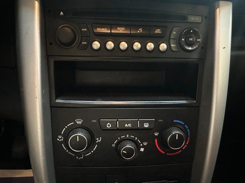 PEUGEOT 207 SW 1.6 HDI 92 SERIE 64