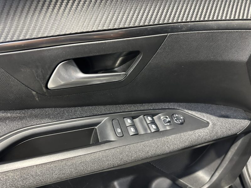 PEUGEOT 5008 1.2 PureTech 130ch Style EAT8 - KIT DISTRI REMPLACE