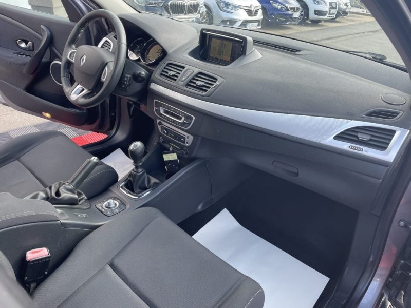 RENAULT MEGANE 1.5 dCi 110ch GARANTIE 3/12 MOIS 2012