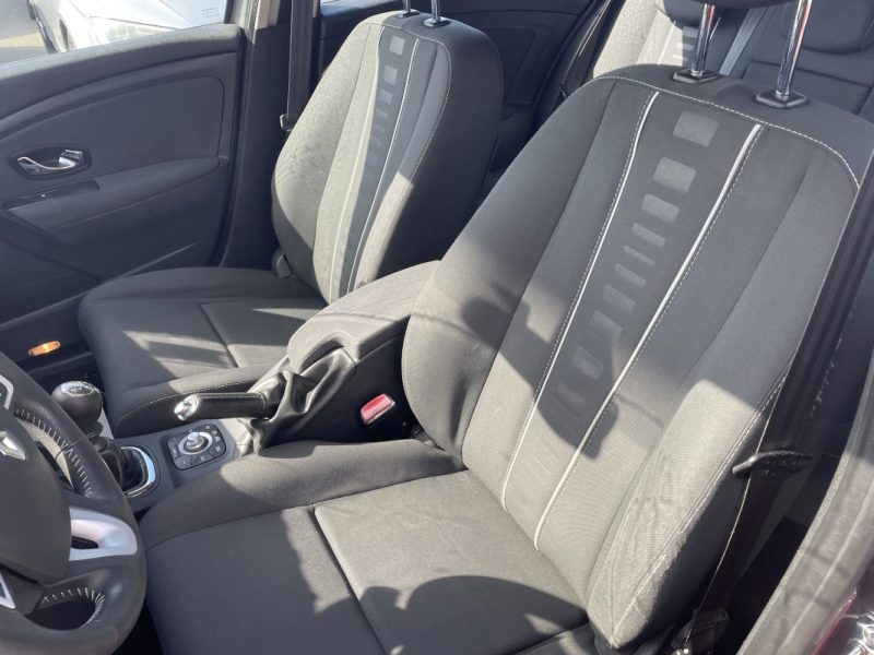 RENAULT MEGANE 1.5 dCi 110ch GARANTIE 3/12 MOIS 2012