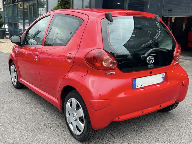 TOYOTA AYGO 1.0 VVTi 68 Cv 5 PORTES / BOITE AUTOMATIQUE - GARANTIE 1 AN