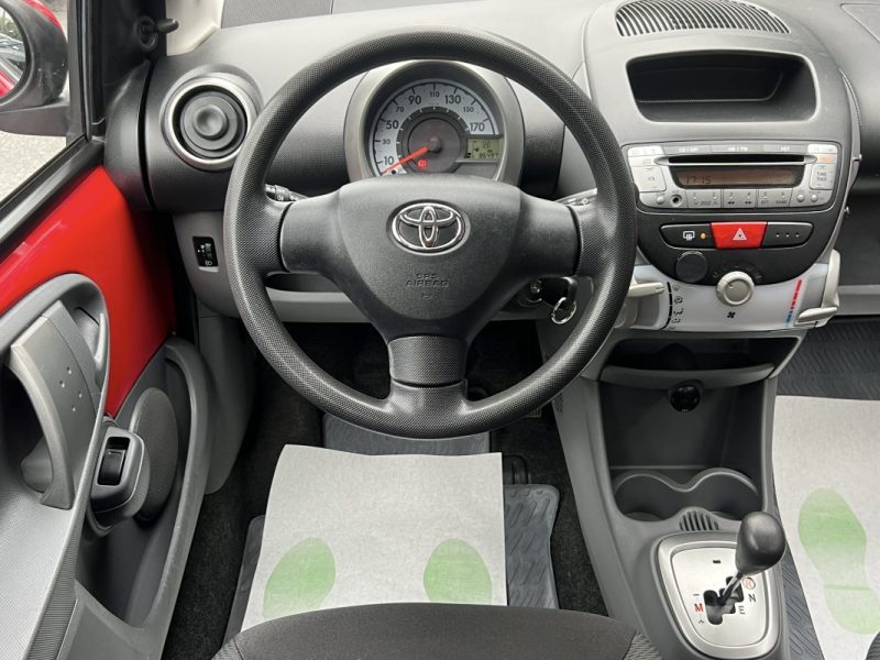 TOYOTA AYGO 1.0 VVTi 68 Cv 5 PORTES / BOITE AUTOMATIQUE - GARANTIE 1 AN