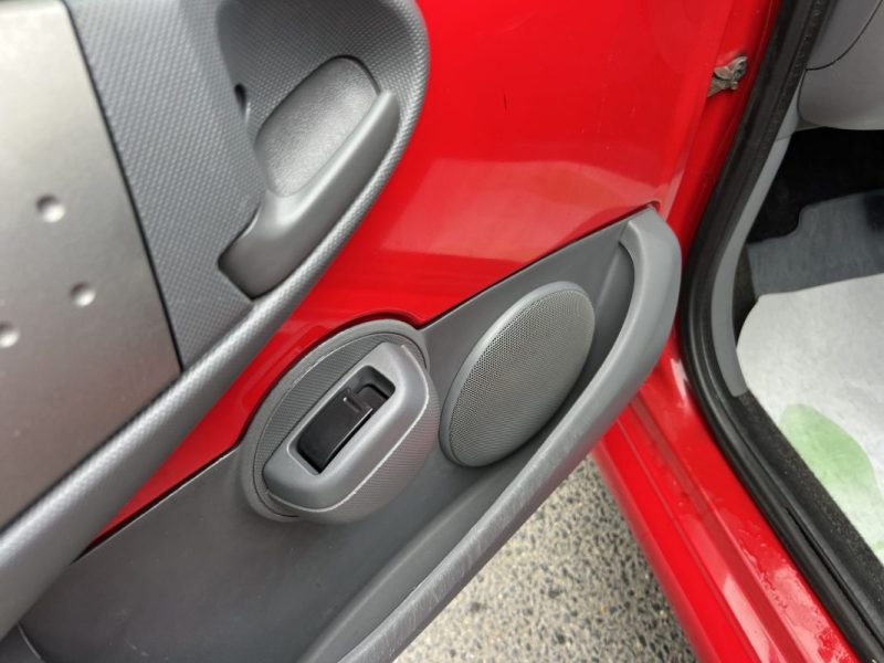 TOYOTA AYGO 1.0 VVTi 68 Cv 5 PORTES / BOITE AUTOMATIQUE - GARANTIE 1 AN