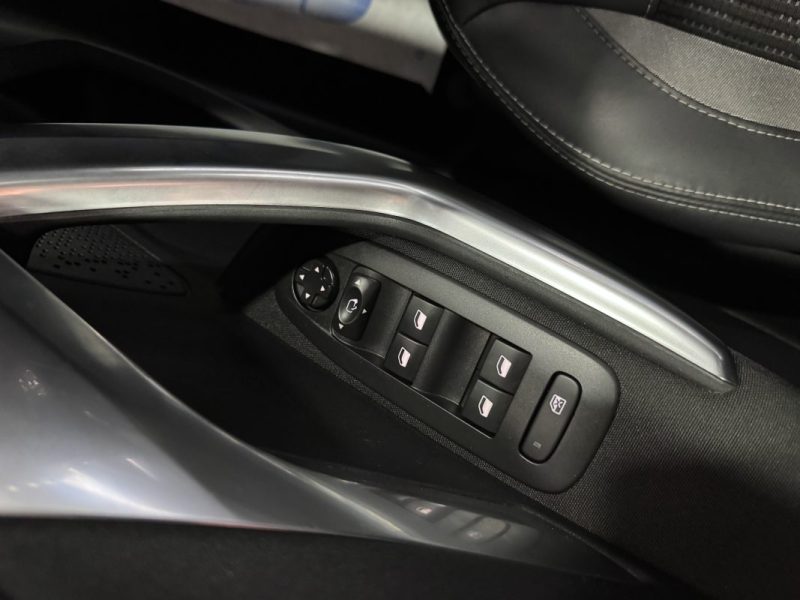 PEUGEOT 2008 1.2 PureTech 110ch E6.c GT Line S&S EAT6 2019