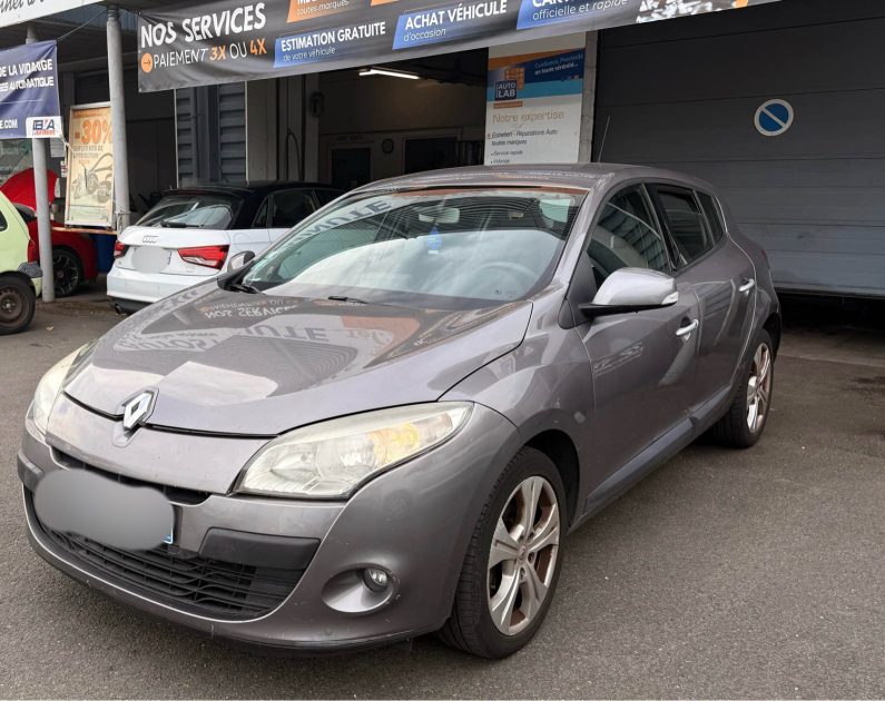 RENAULT MEGANE 1.5 dCi 110ch FAP Expression  - DISTRIBUTION NEUVE - GARANTIE 12 MOIS 