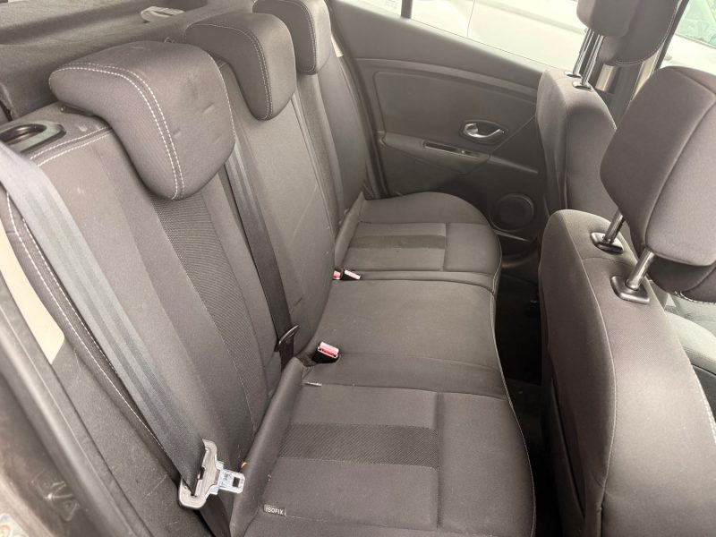 RENAULT MEGANE 1.5 dCi 110ch FAP Expression  - DISTRIBUTION NEUVE - GARANTIE 12 MOIS 