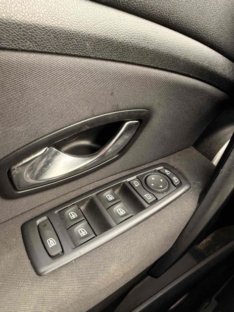 RENAULT MEGANE 1.5 dCi 110ch FAP Expression  - DISTRIBUTION NEUVE - GARANTIE 12 MOIS 