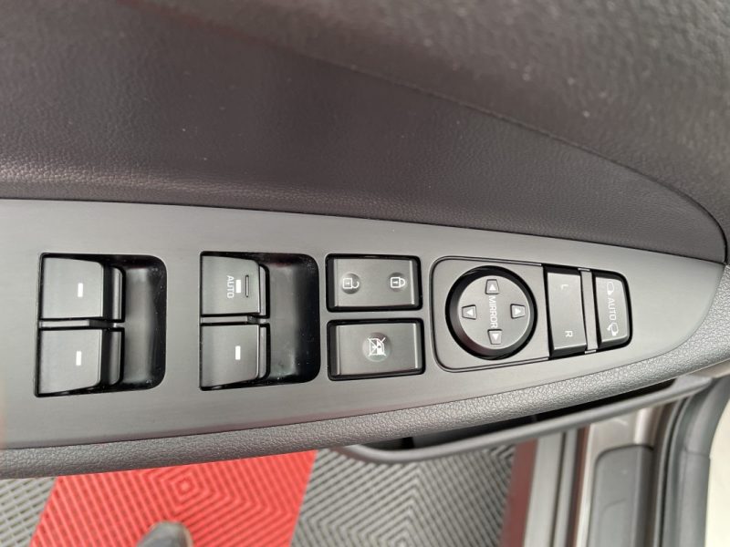 HYUNDAI TUCSON 1.7 CRDI 141ch Intuitive 2WD DCT-7  GARANTIE 3/12 MOIS 2017