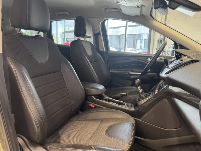 Ford Kuga 2.0 TDCI 140ch Titanium