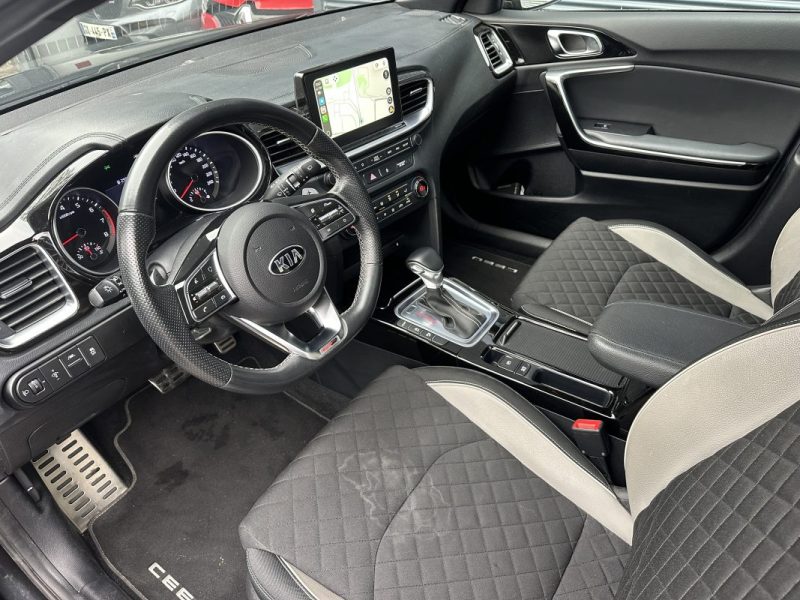 KIA CEED 140ch GT Line TOIT OUVRANT / CAMERA DE RECUL 