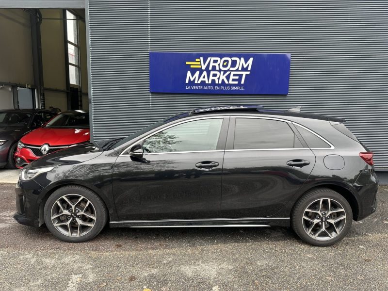 KIA CEED 140ch GT Line TOIT OUVRANT / CAMERA DE RECUL 