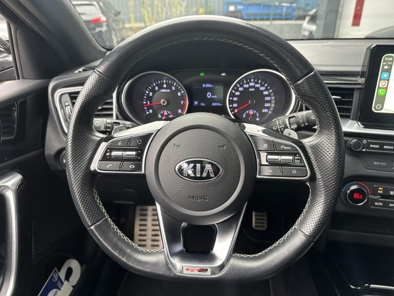 KIA CEED 140ch GT Line TOIT OUVRANT / CAMERA DE RECUL 