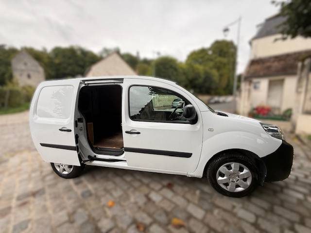 RENAULT KANGOO 1.5 Blue dCi 80ch Confort / GPS / RADAR DE RECUL  2019