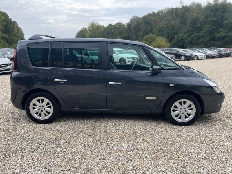 RENAULT ESPACE 2.0DCI 150 ch 7 places ALYUM PLUS 2007 1ère main Moteur à chaîne