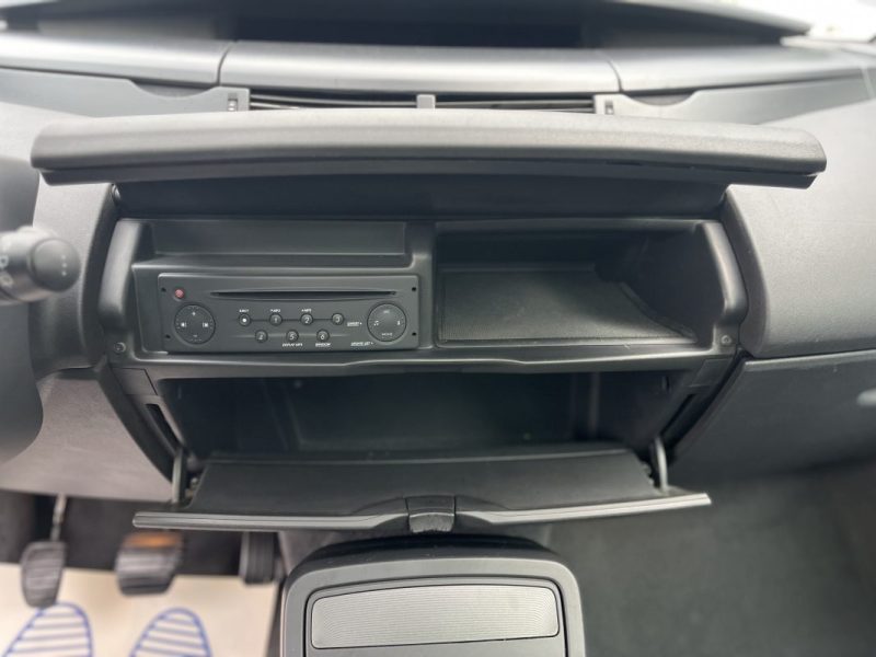 RENAULT ESPACE 2.0DCI 150 ch 7 places ALYUM PLUS 2007 1ère main Moteur à chaîne