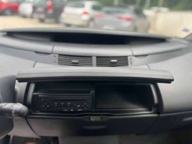 RENAULT ESPACE 2.0DCI 150 ch 7 places ALYUM PLUS 2007 1ère main Moteur à chaîne