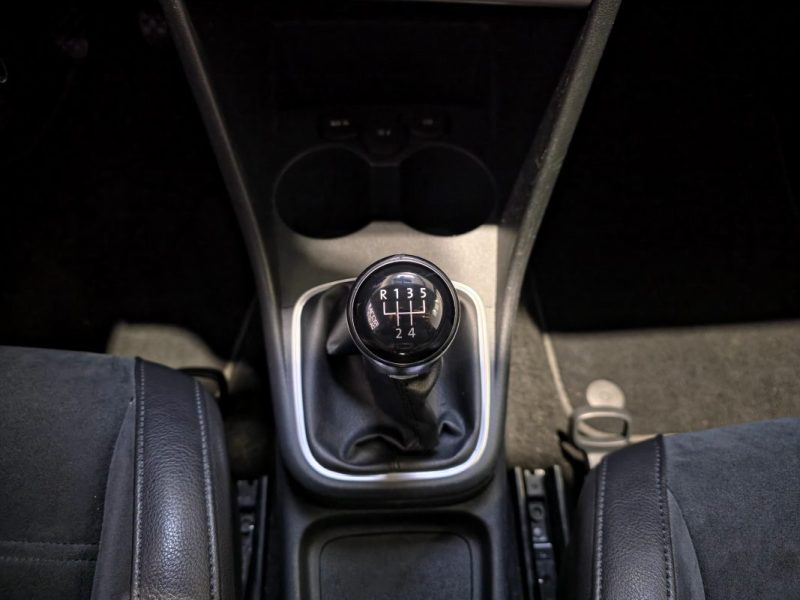 VOLKSWAGEN POLO 1.2 TSI 90ch Carat DISTRI OK - TO CARPLAY CAMERA 