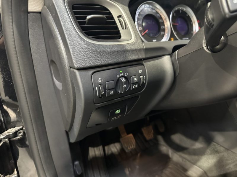 VOLVO V60 D2 DRIVe 115ch  - DISTRIBUTION OK 