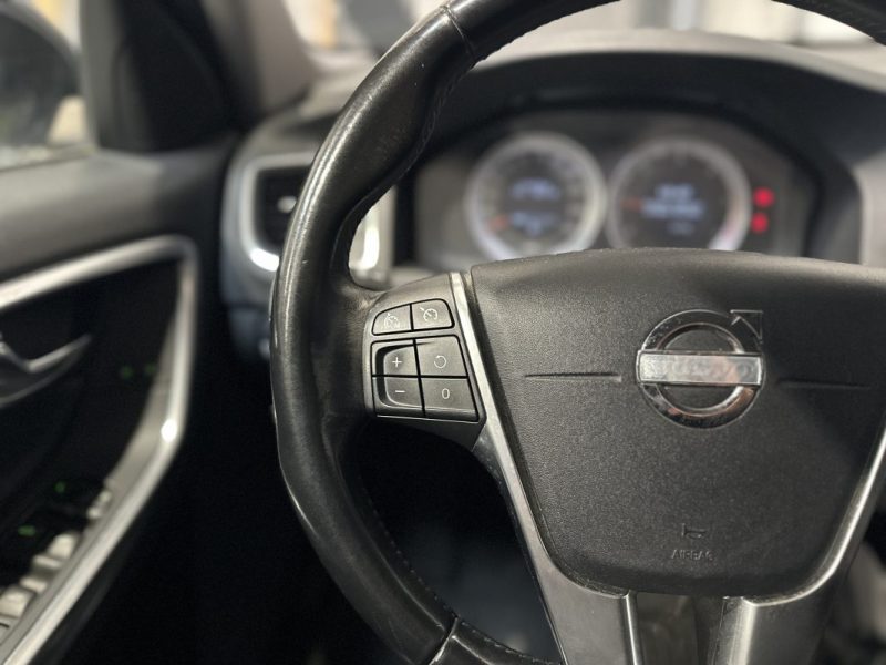 VOLVO V60 D2 DRIVe 115ch  - DISTRIBUTION OK 