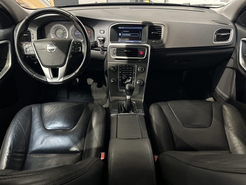 VOLVO V60 D2 DRIVe 115ch  - DISTRIBUTION OK 