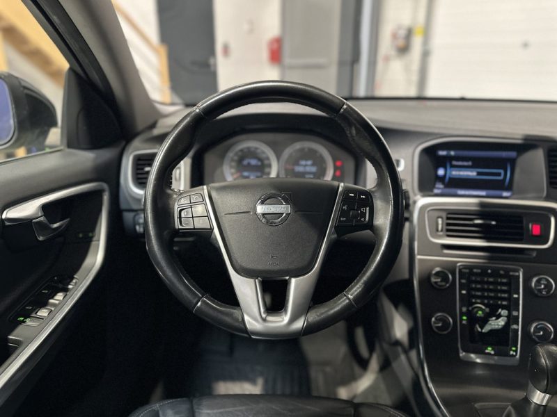 VOLVO V60 D2 DRIVe 115ch  - DISTRIBUTION OK 