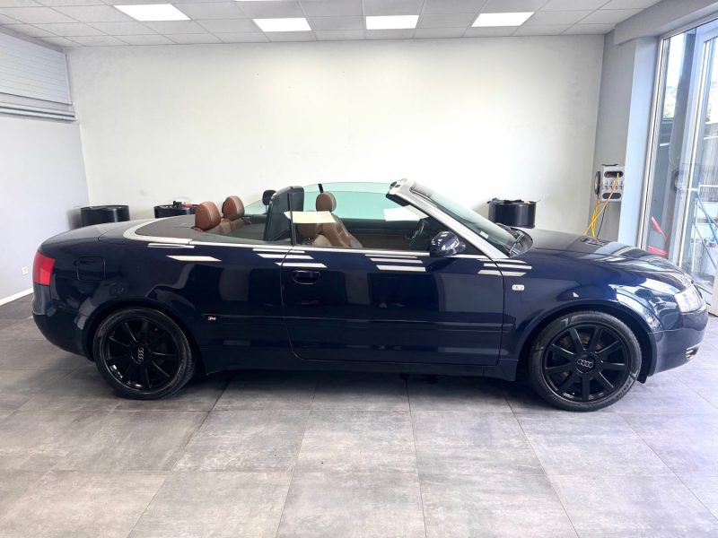 AUDI A4 CABRIOLET 3.0 V6 220 CV MULTITRONIC 2002
